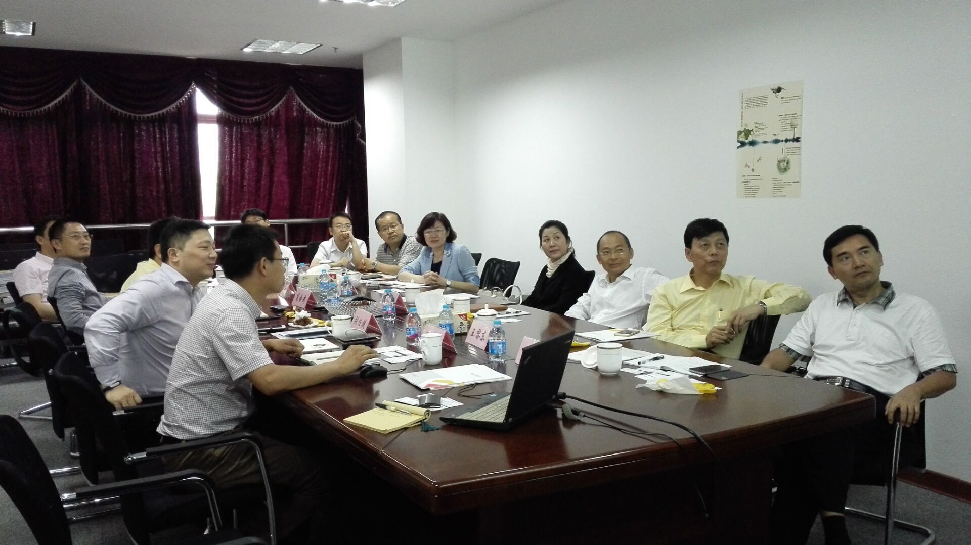 貴陽市委常委、副市長(zhǎng)劉春成一行蒞臨中安科股份參觀訪問